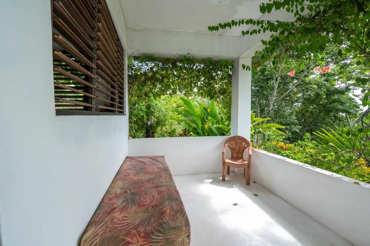 Coyaba 1 Bedroom Unit - Embrace Tranquility In The Hanover Countryside Orange Bay 0*,