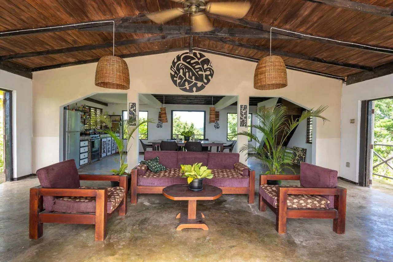 Coyaba 1 Bedroom Unit - Embrace Tranquility In The Hanover Countryside Orange Bay